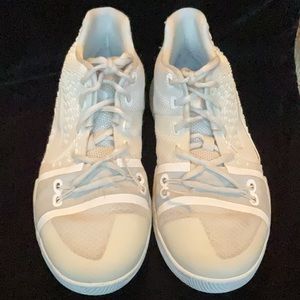 Nike Kyrie 3 'Ivory' 859466-101